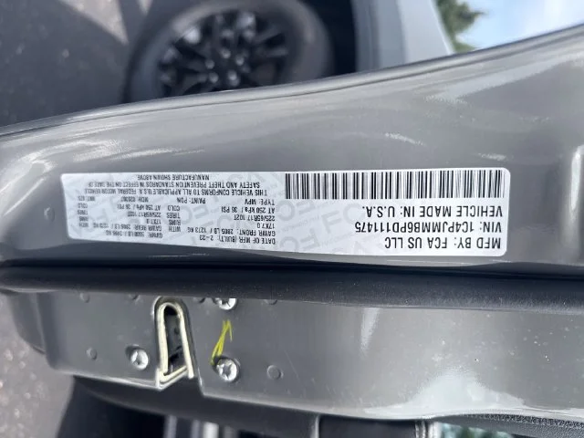 Used 2023 Gray Jeep Altitude Lux 4x4 image 35