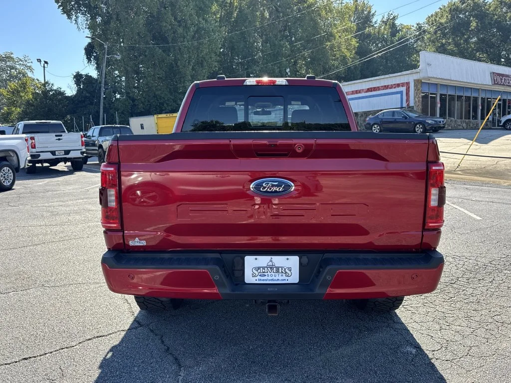 Used 2022 Red Ford XLT image 6