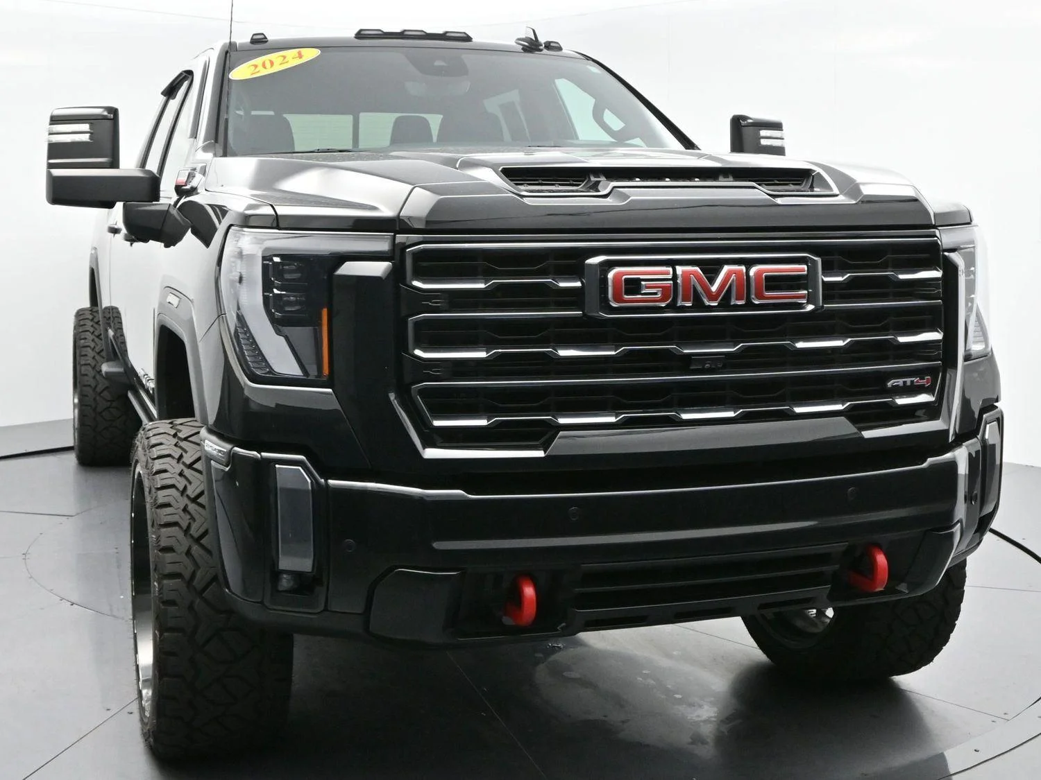 Used 2024 Onyx Black GMC AT4 image 2