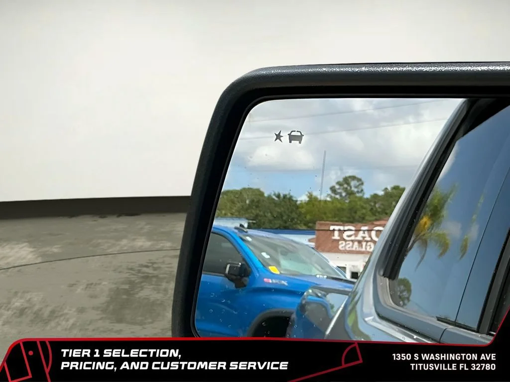 New 2026 Sterling Metallic GMC Elevation image 40