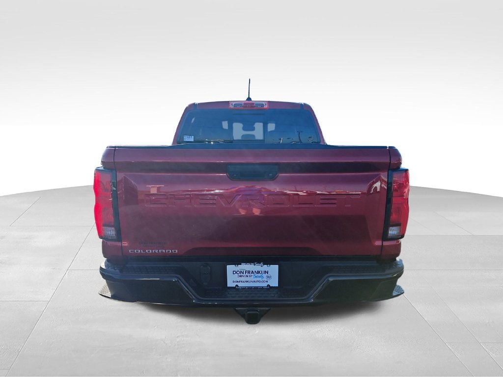 Used 2023 Red Chevrolet Z71 image 4