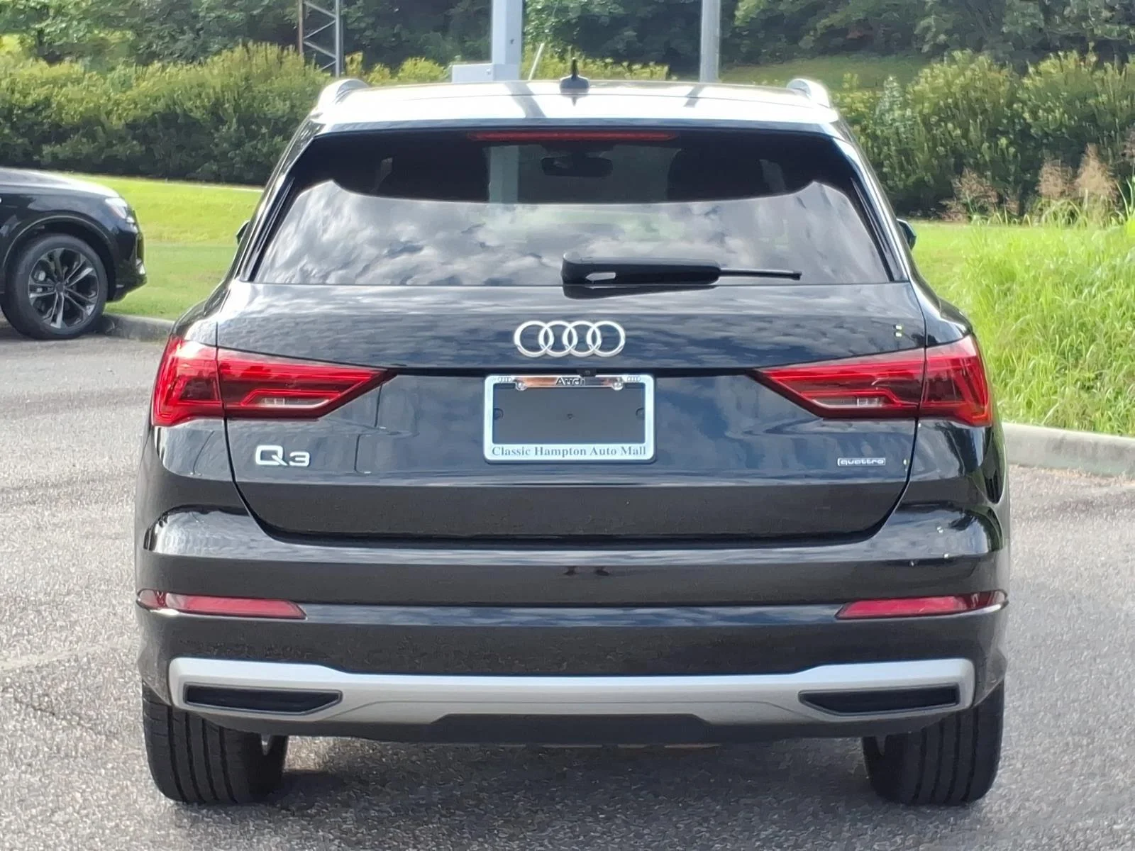 Used 2020 Mythos Black Metallic AUDI  image 9