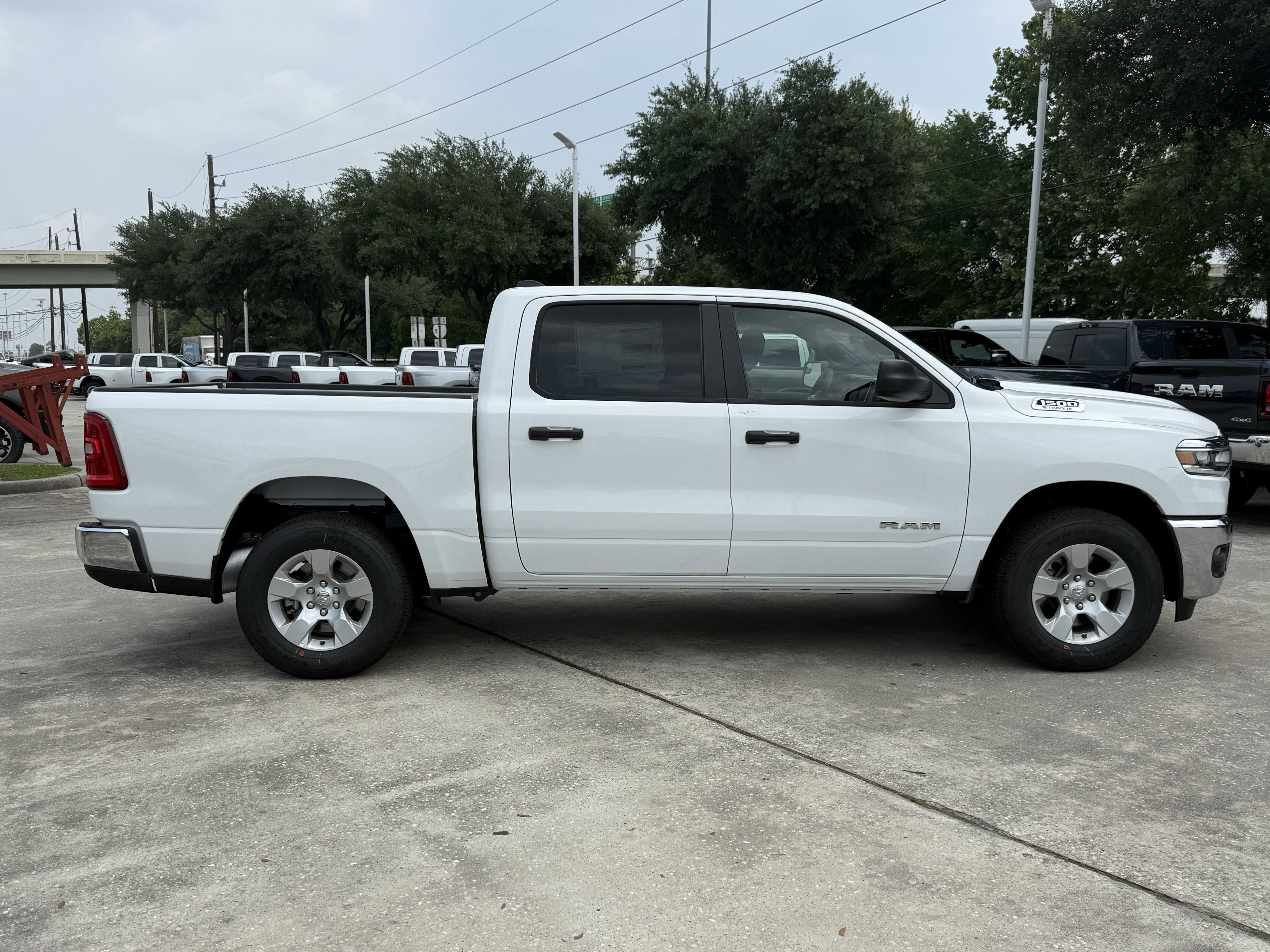 New 2026 Bright White Clear-Coat Exterior Paint RAM Lone Star image 3