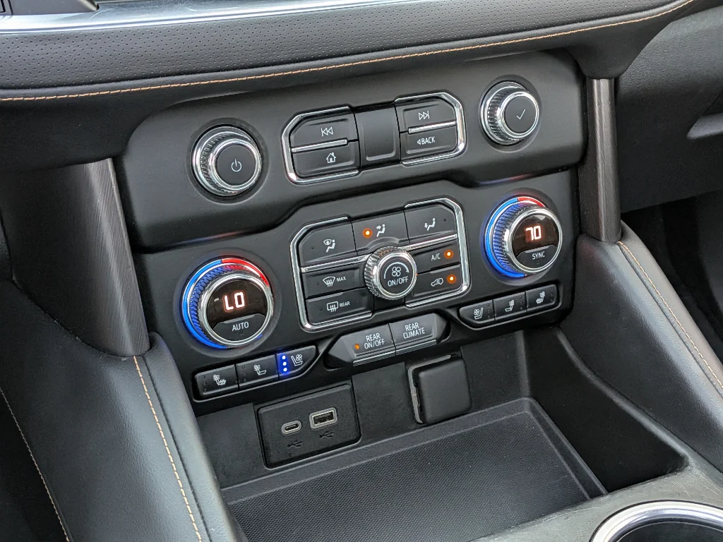 Used 2021 Summit White GMC AT4 image 12