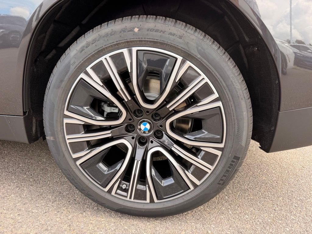 New 2026 Dark Graphite Metallic BMW 30 xDrive image 5