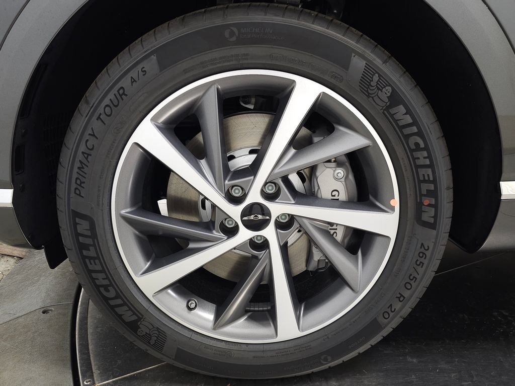 Used 2026 Gray Genesis 2.5T Advanced image 7