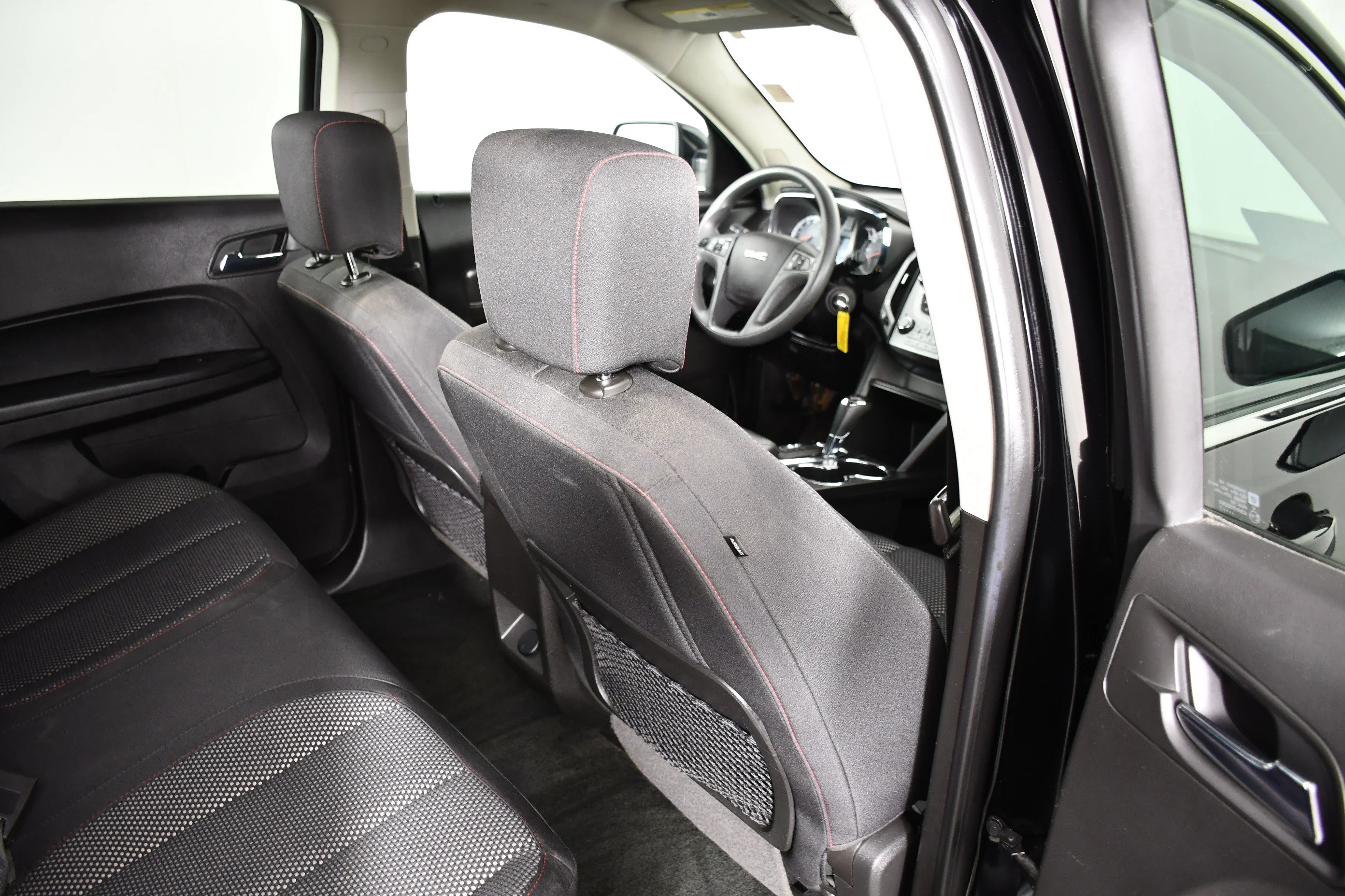 Used 2017 Onyx Black GMC SLE image 41