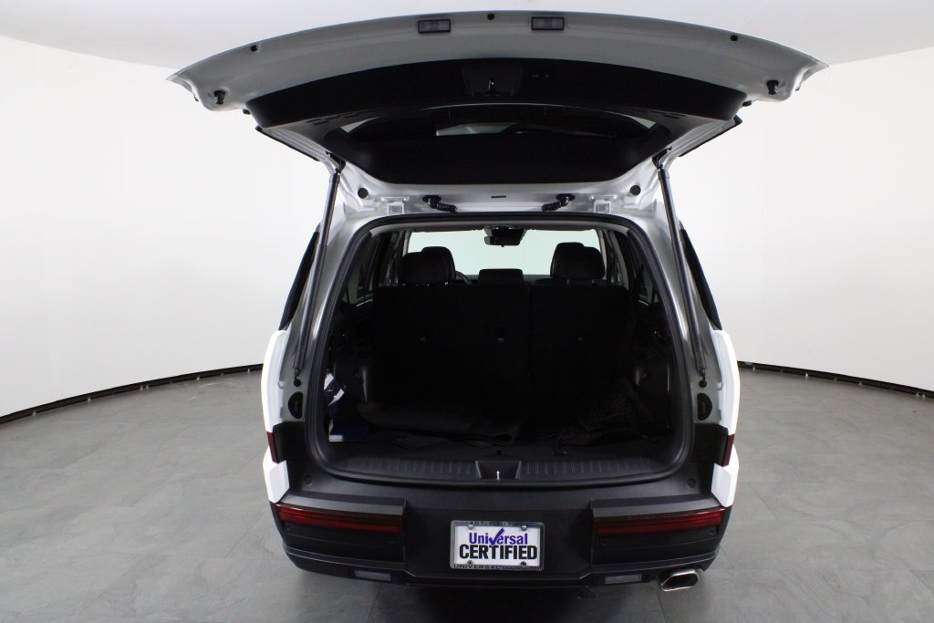 Certified Used 2027 White Hyundai SEL image 17