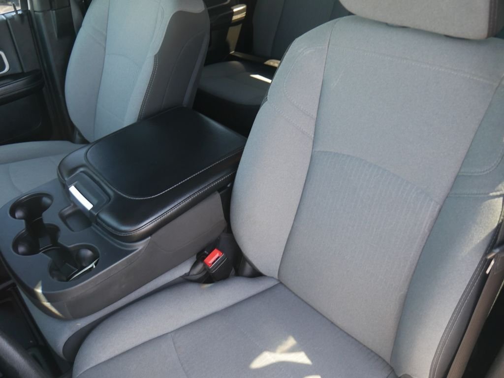 Used 2024 White Ram SLT image 30