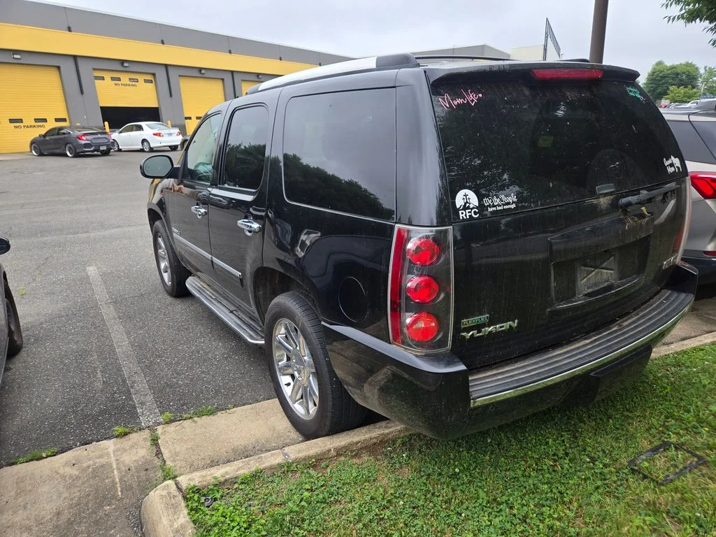Used 2011 Black GMC Denali image 3