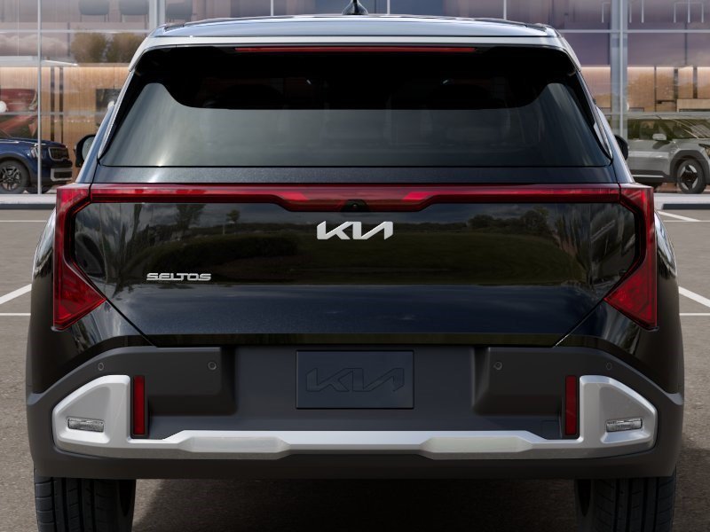 New 2027 Black Kia LX image 13