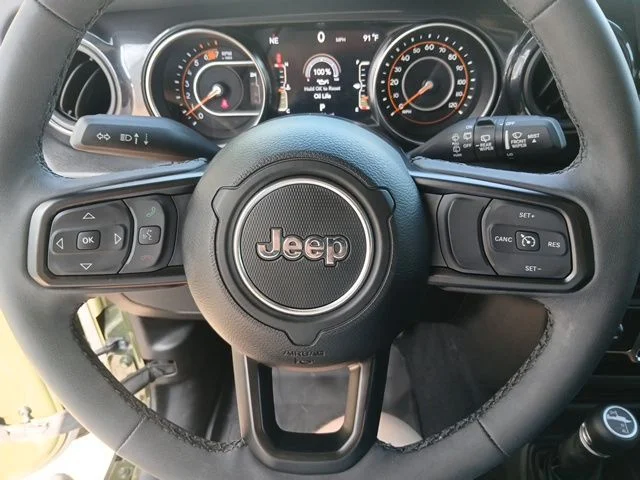 Used 2023 Green Jeep Sport image 43