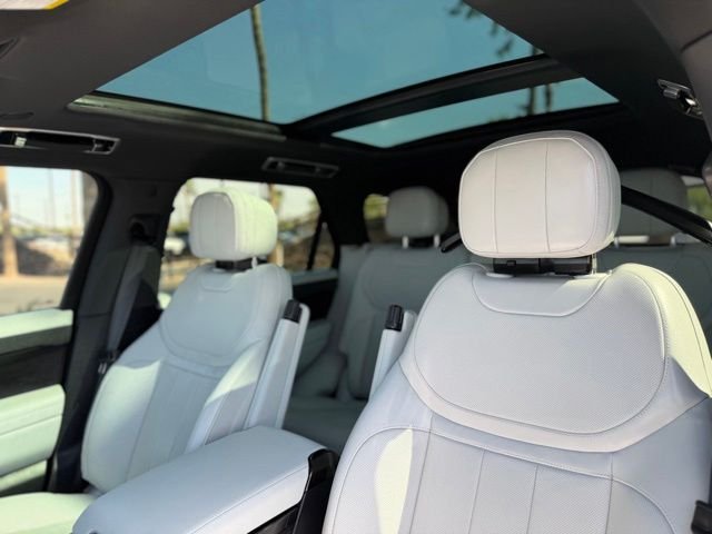 Certified Used 2025  Land Rover SE image 15