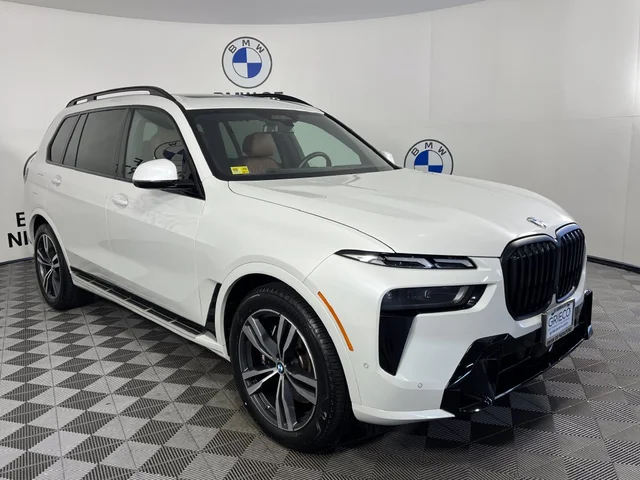 2025 BMW X7 xDrive40i