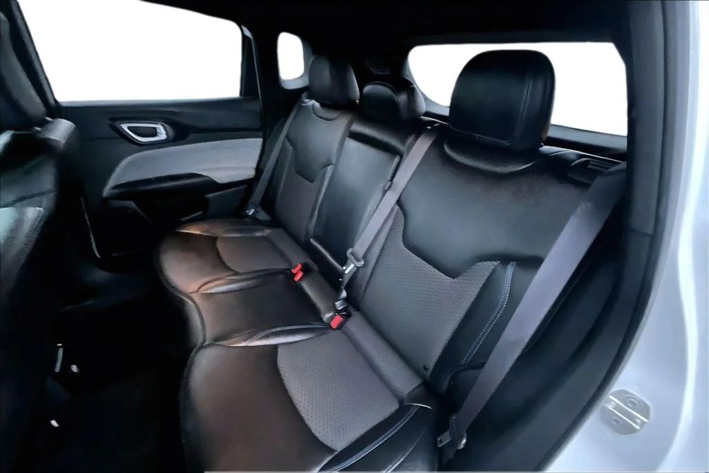 2024 Jeep Compass Latitude - Photo 25