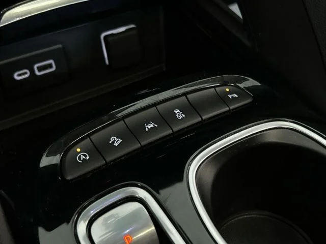 Used 2023 Black Buick Essence image 48