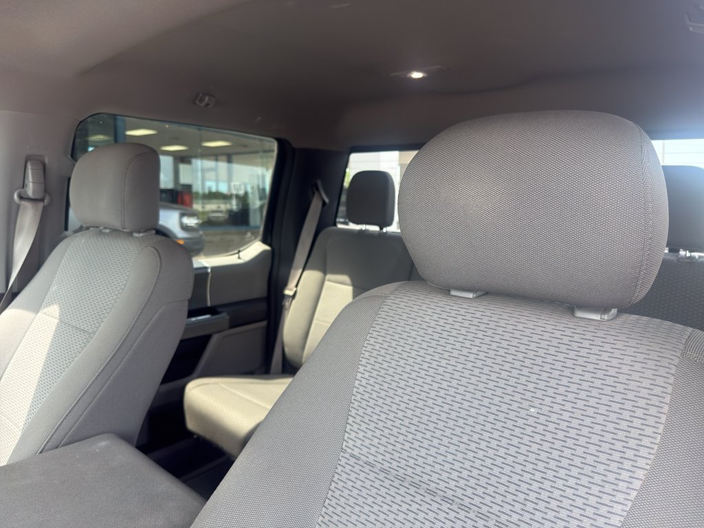 Used 2017 Shadow Black Ford XLT image 12