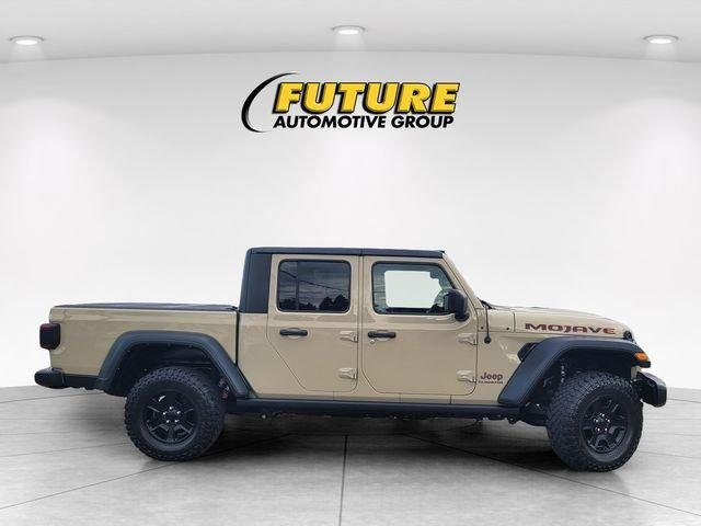 Used 2022 Beige Jeep Mojave image 3