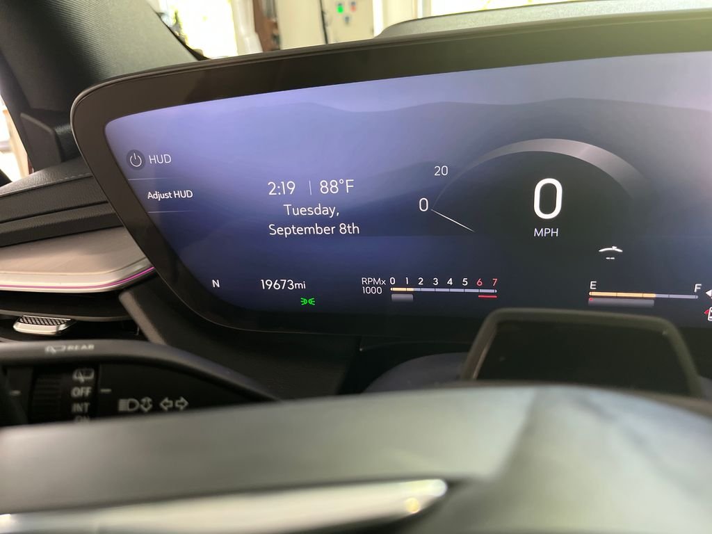 Used 2025 Red Buick Avenir image 18