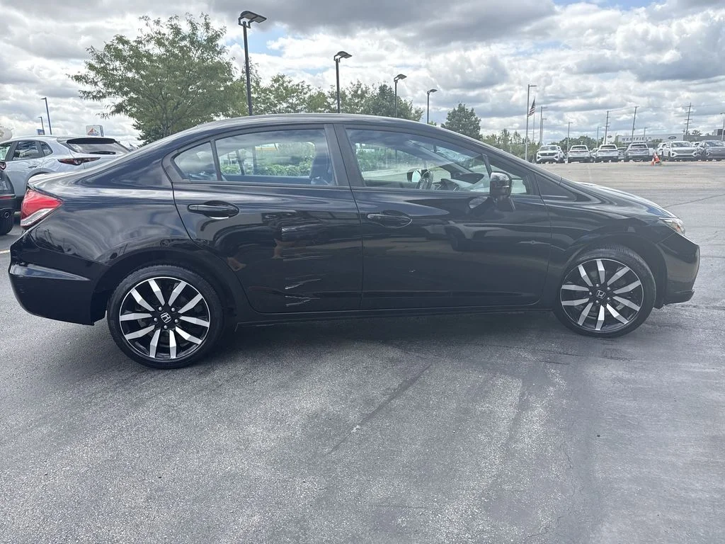 Used 2015 Black Honda EX-L image 4