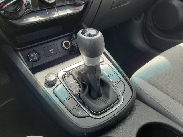 2023 Hyundai Kona SEL - Photo 24