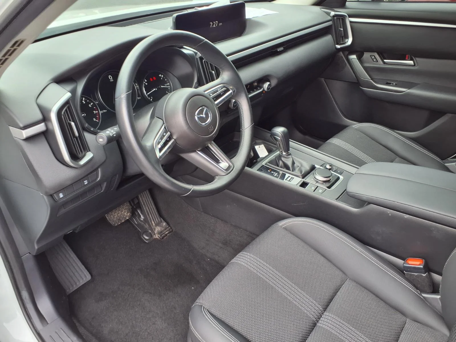 Used 2023 Wind Chill Pearl Mazda 2.5 S Select image 10