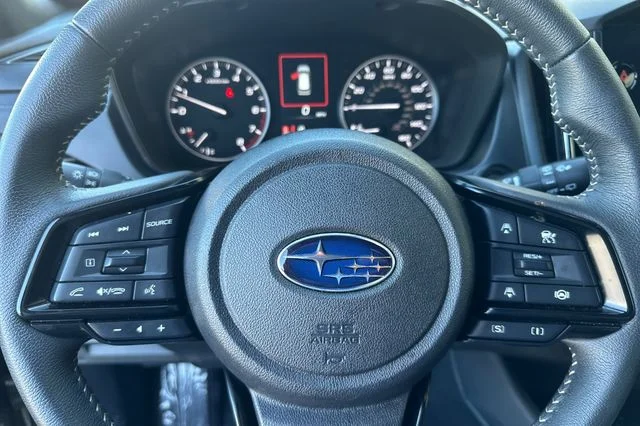 Used 2025 Green Metallic Subaru Premium image 28