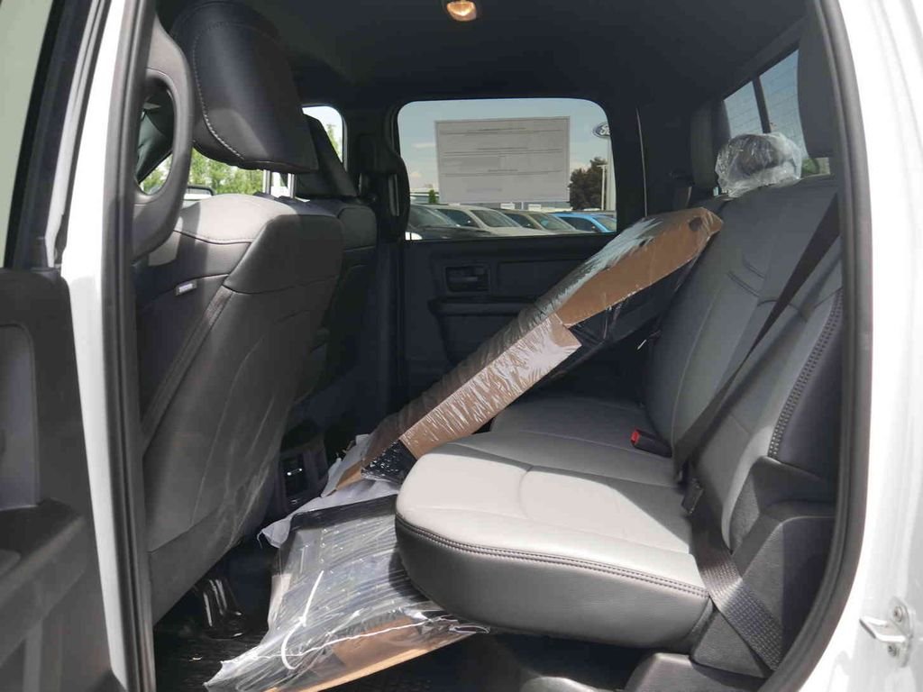 New 2026 Bright White Clear-Coat Exterior Paint RAM TRADESMAN image 14