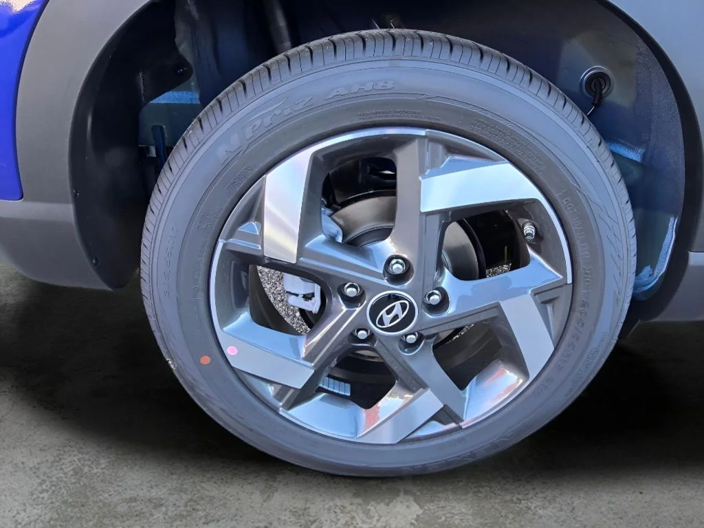 Used 2025 Intense Blue Hyundai SEL image 30