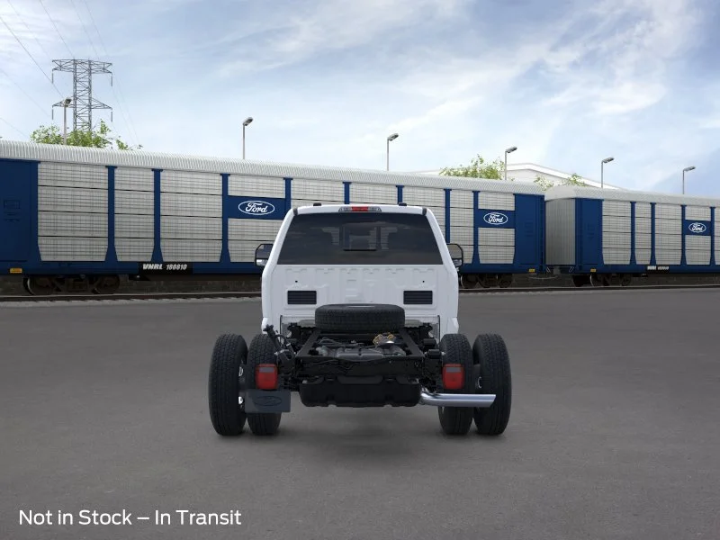 New 2026 Oxford White Ford XL image 5