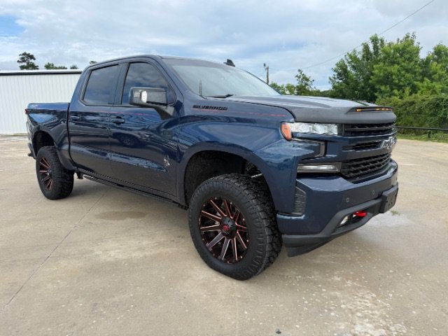 Used 2019 Northsky Blue Metallic Chevrolet RST image 7