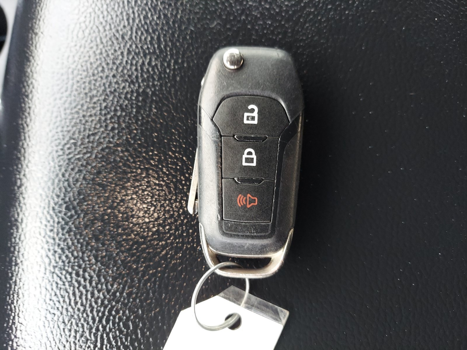 Used 2018 Magnetic Metallic Ford XL image 30
