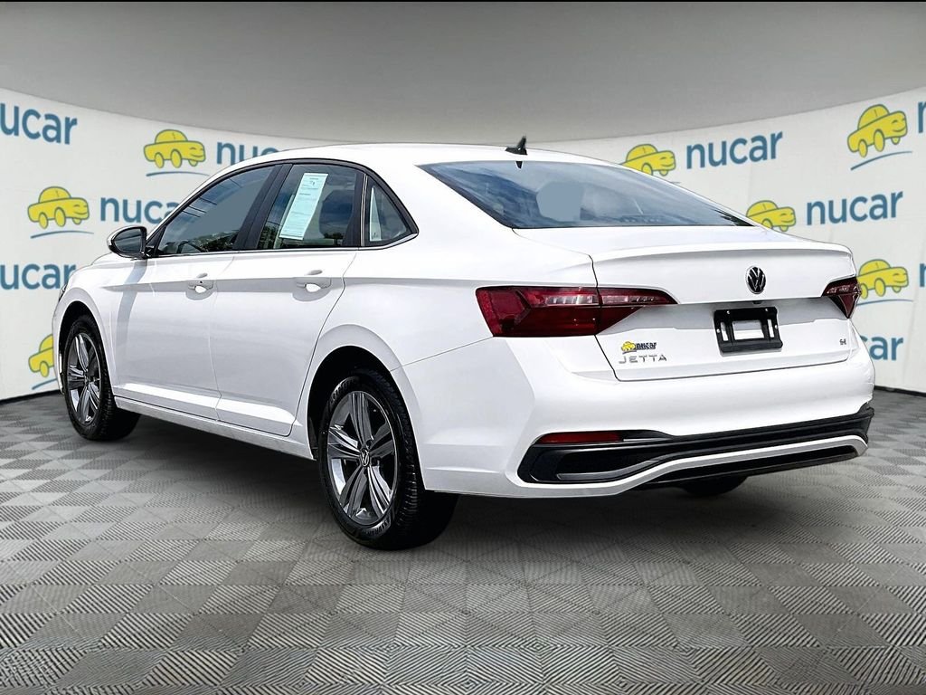 Used 2024 White Volkswagen 1.5T SE image 4