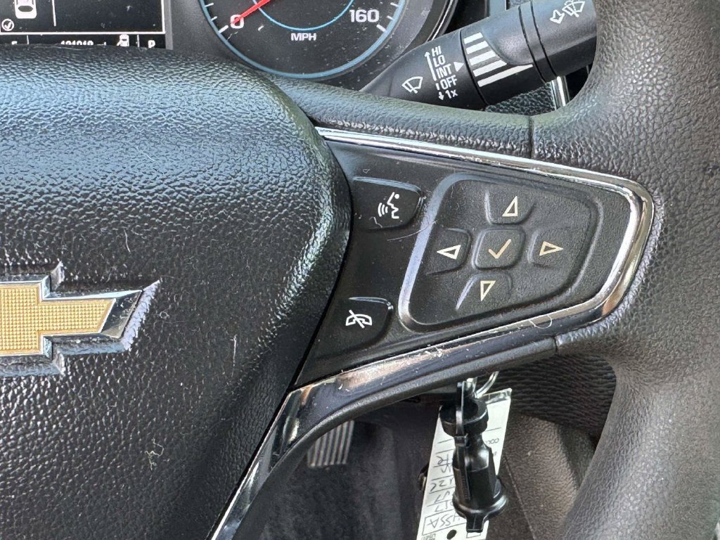 Used 2017 White Chevrolet LT image 12