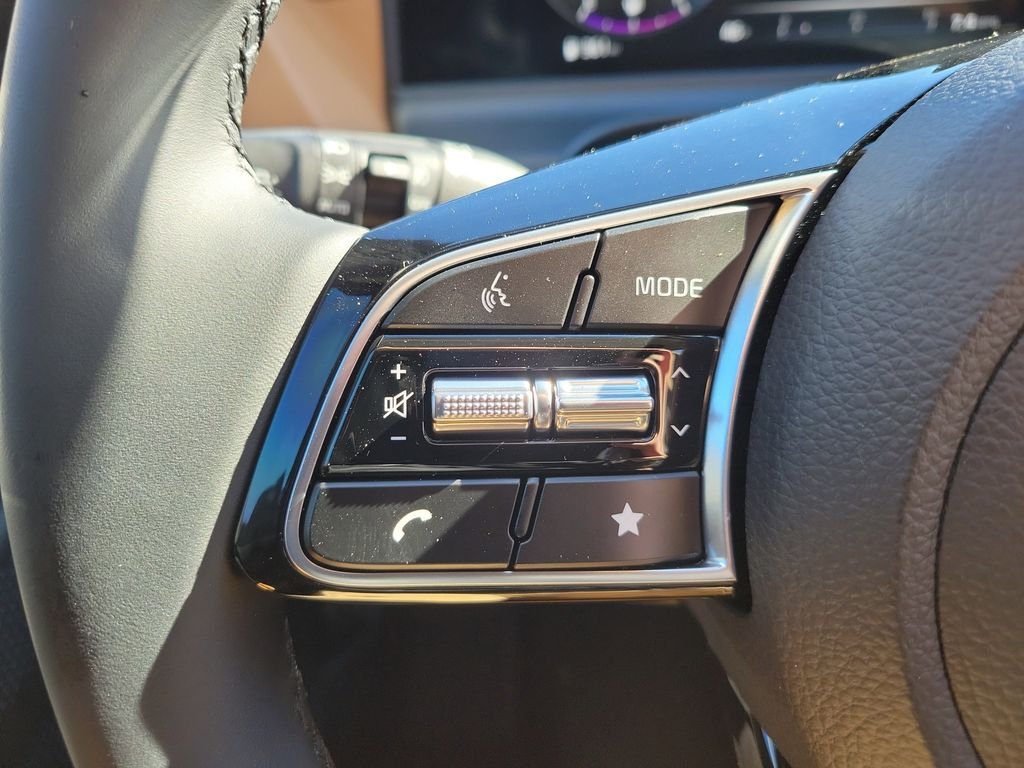 New 2026 Black Kia EX image 28
