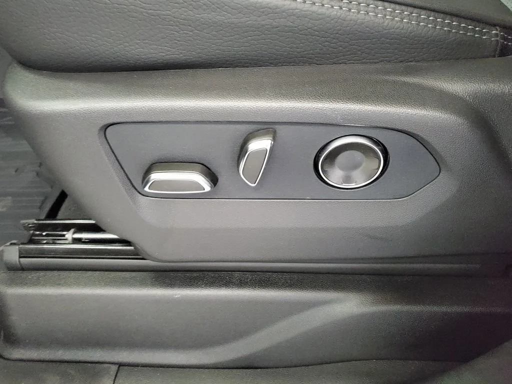 New 2026 Onyx Black GMC Denali image 7