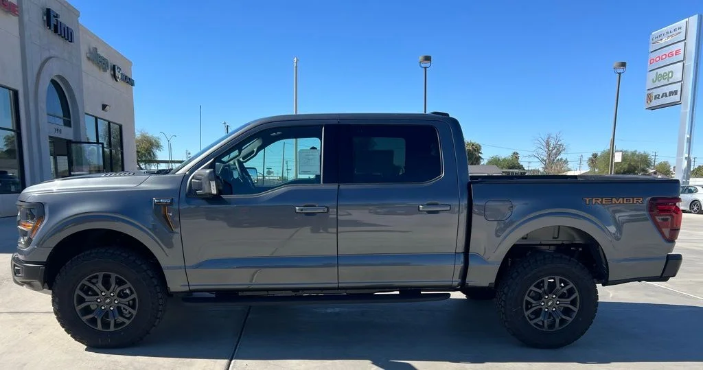 New 2025 Carbonized Gray Metallic Ford Tremor® image 2