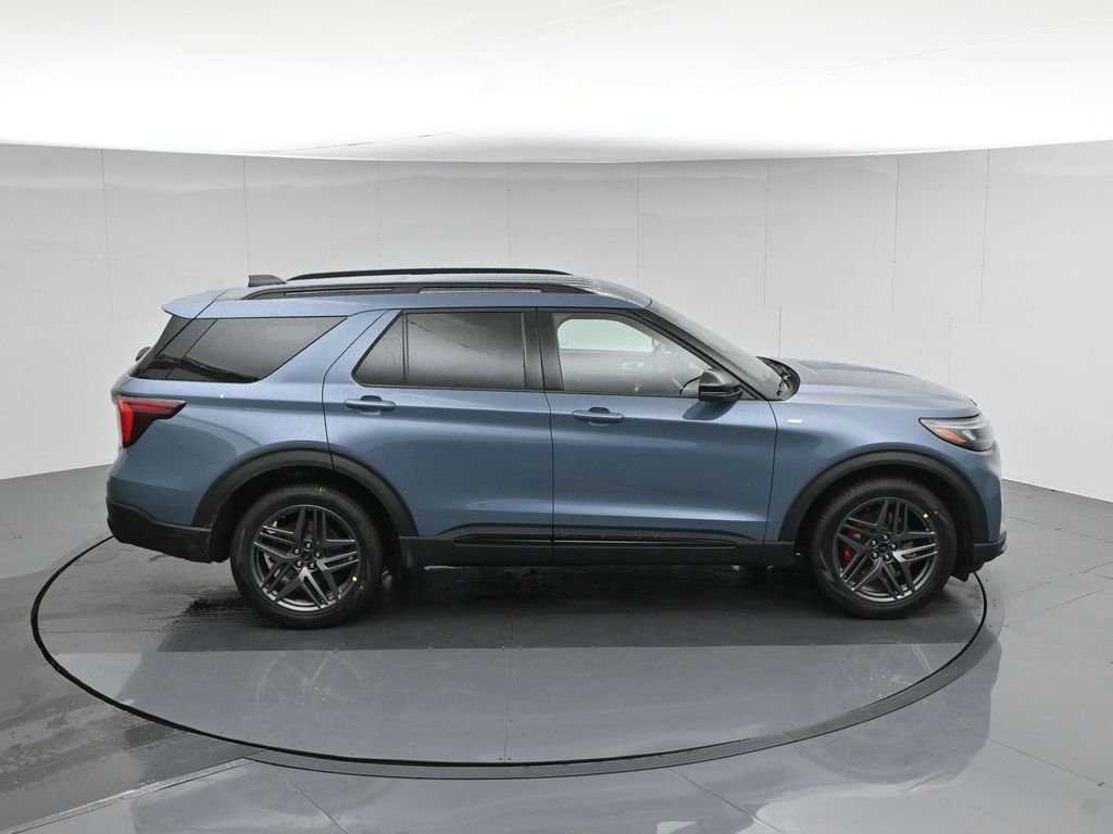 New 2026 Vapor Blue Metallic Ford ST-Line image 39