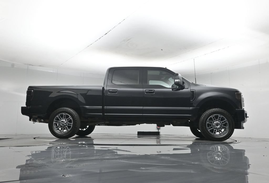 Used 2019 Black Ford Platinum image 7