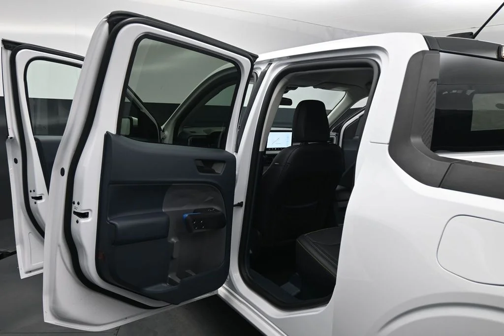 New 2025 Oxford White Ford Lobo Standard image 17