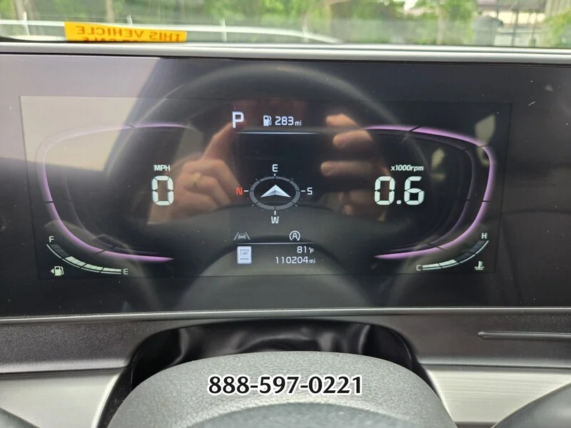 Used 2023 Gray KIA EX image 29
