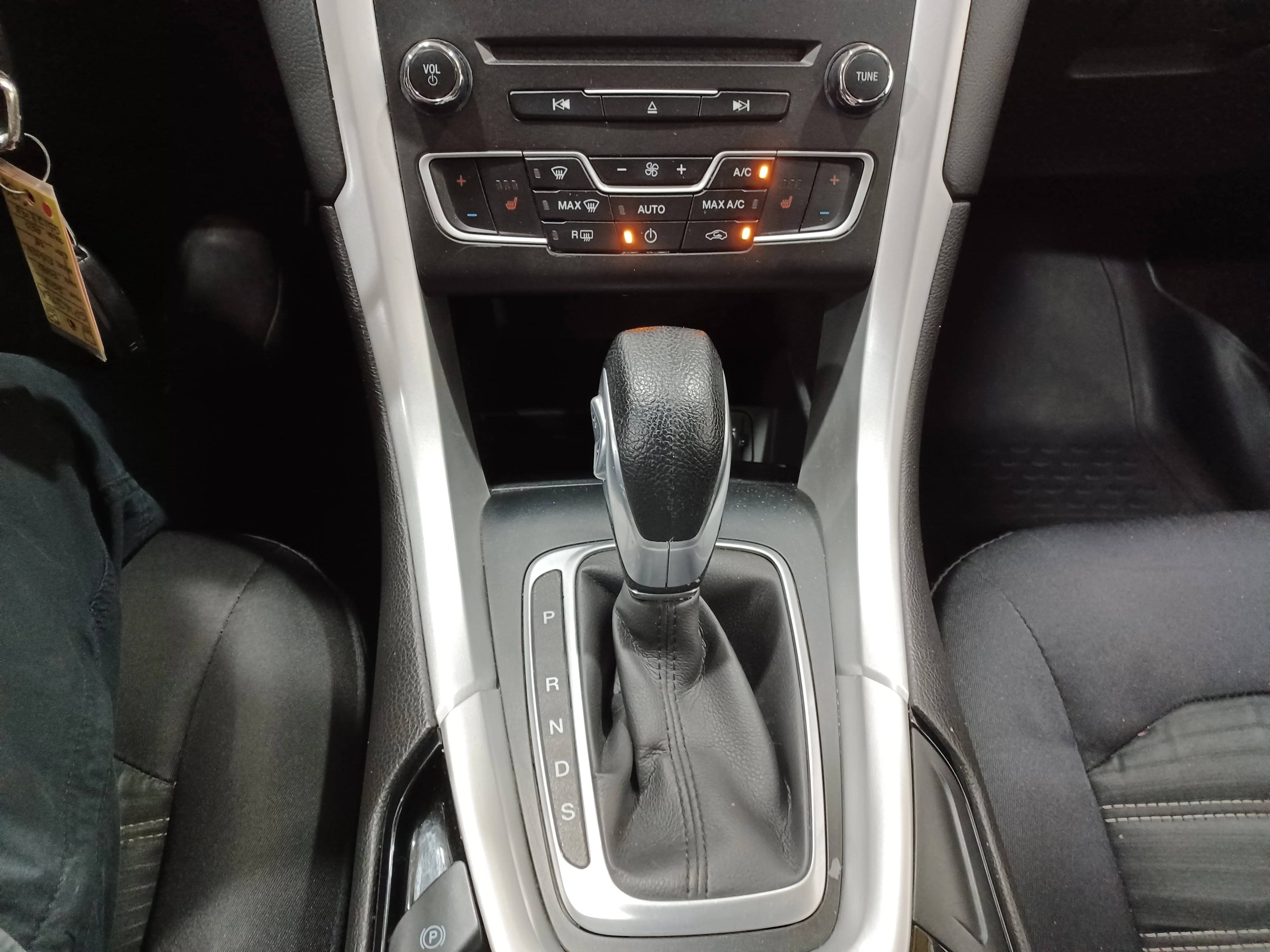 Certified Used 2016 Ruby Red Metallic Tinted Clearcoat Ford SE*Great First Car! | Remote Start | Nav | Htd Seats | Park Assist | CarPlay | Memory Seats image 17