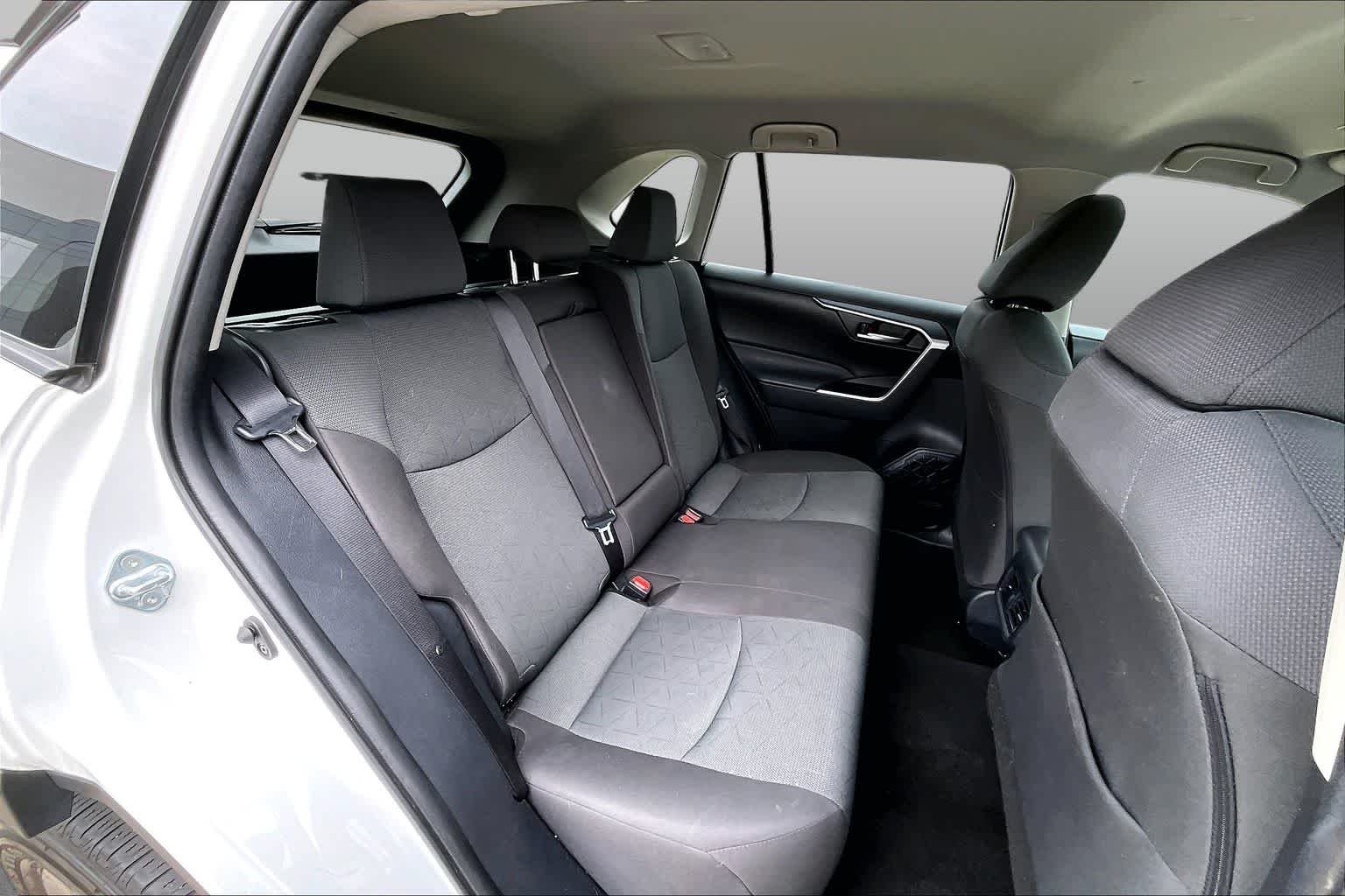 Used 2025 Ice Cap Toyota XLE image 20