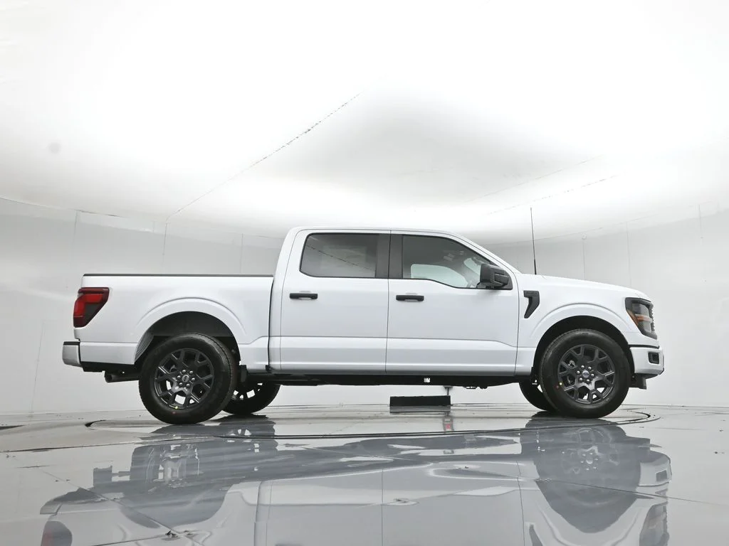 New 2026 Oxford White Ford STX image 45