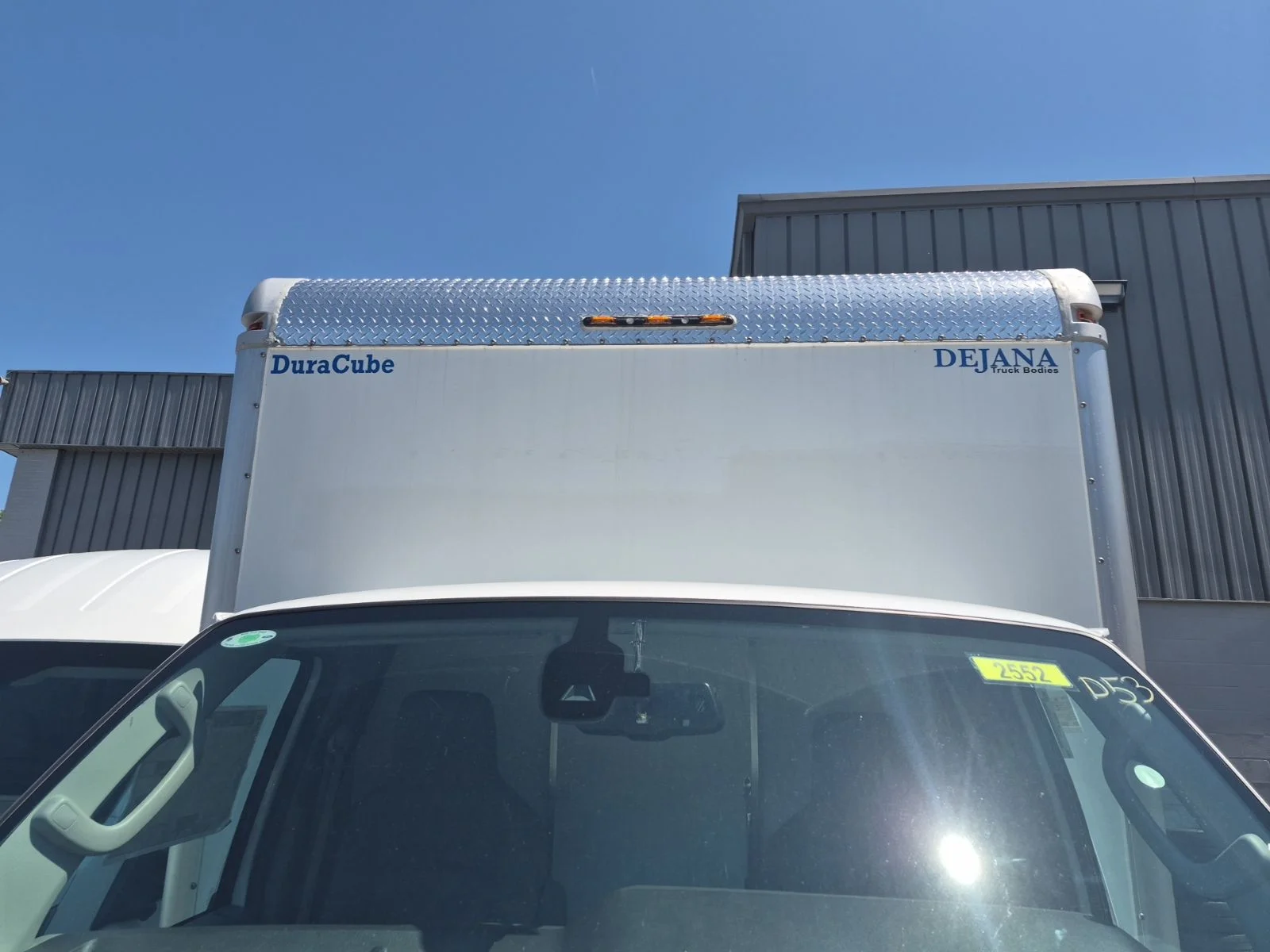 New 2027 Oxford White Ford BOX TRUCK image 16