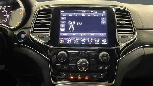 Used 2020 Billet Silver Metallic Jeep Summit image 13