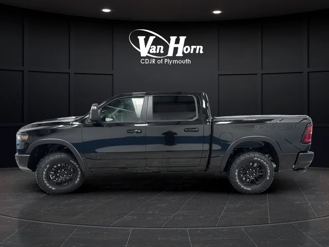 New 2026 Diamond Black Crystal Pearl-Coat Exterior Paint RAM Rebel image 6