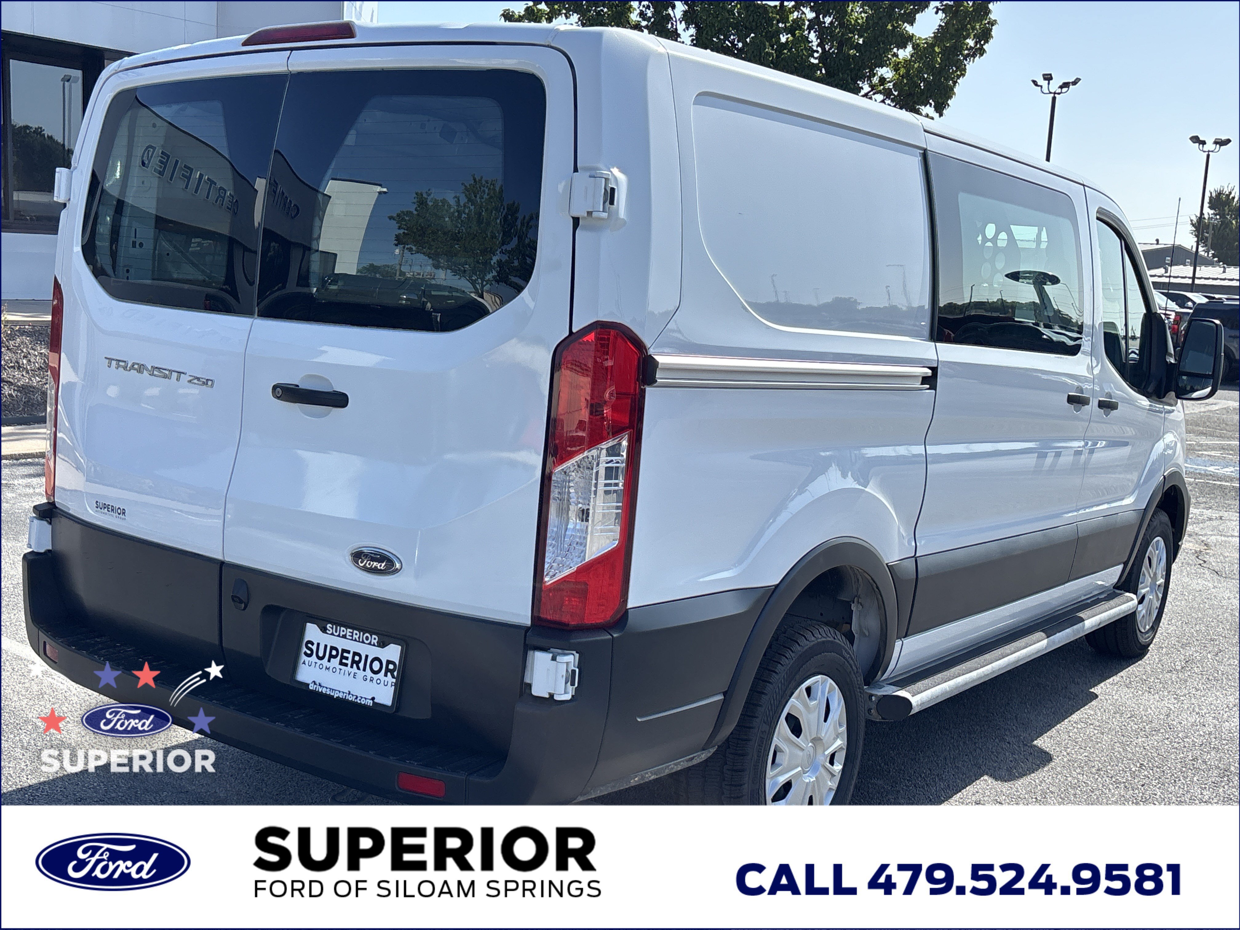 Used 2025 Oxford White Clearcoat Ford  image 3