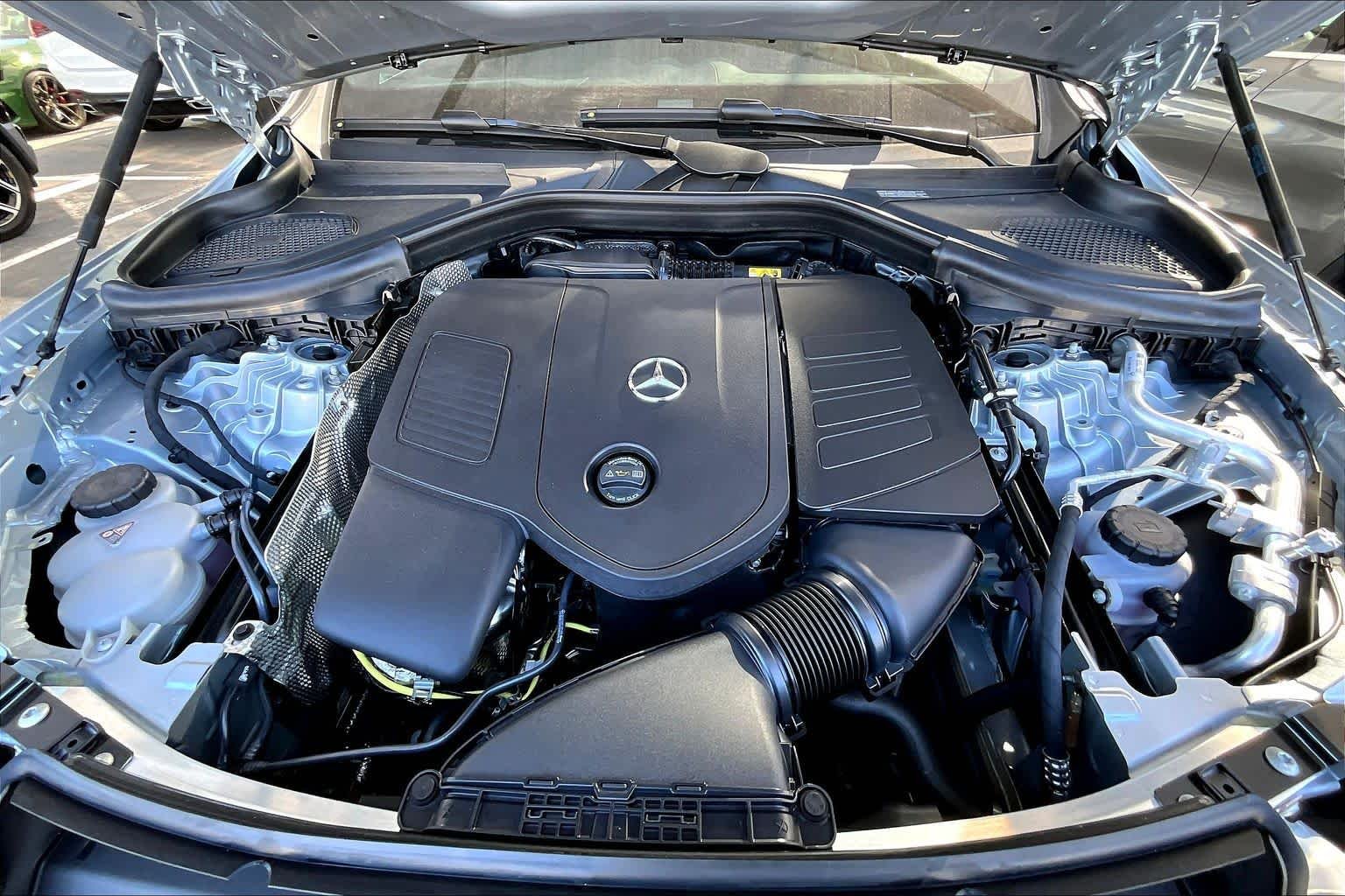 New 2026 Cirrus Silver Metallic Mercedes-Benz GLC 300 image 18