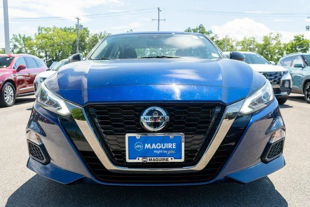 Used 2021 Blue Nissan 2.5 SR AWD image 3